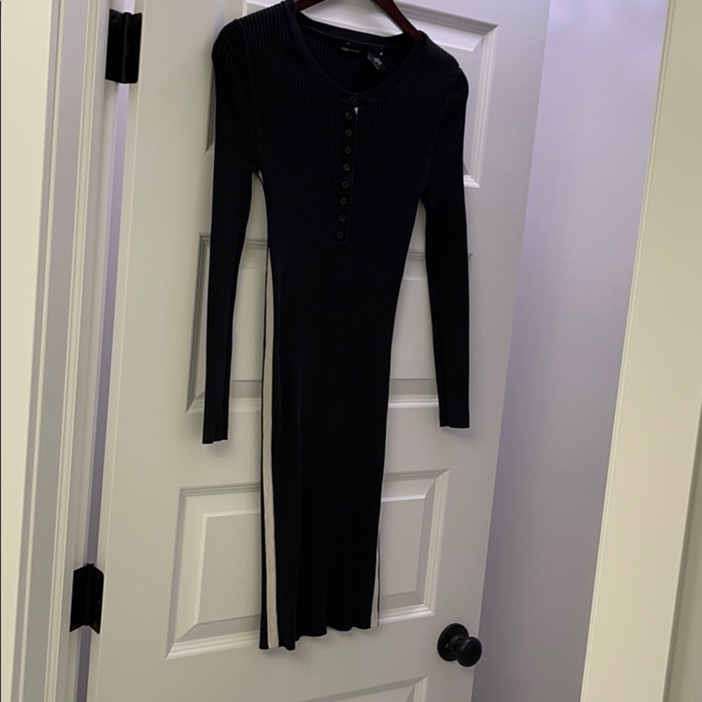 🌟HOST PICK🌟Moda International stretchy black dress
